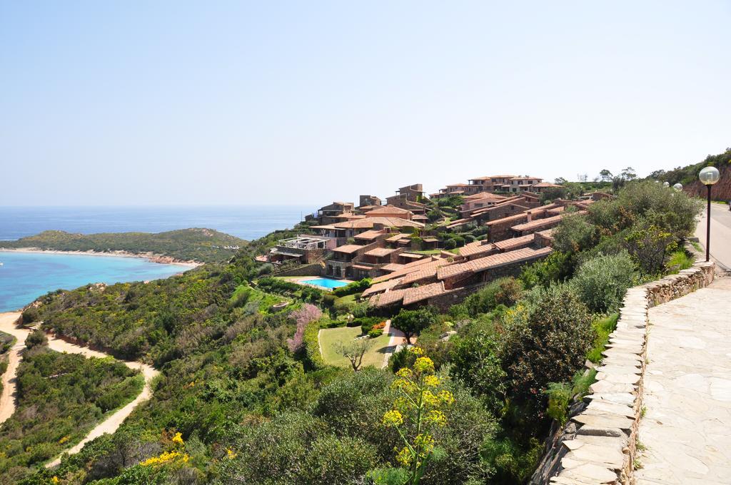Villaggio Est Affittacamere San Teodoro  Exterior photo