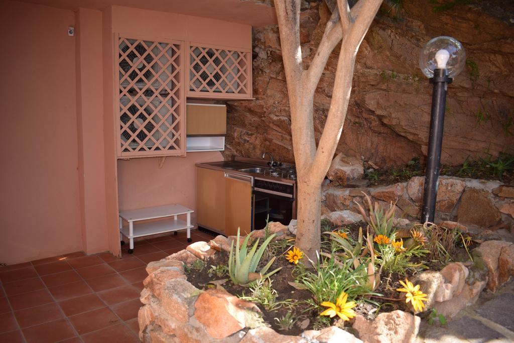 Villaggio Est Affittacamere San Teodoro  Exterior photo